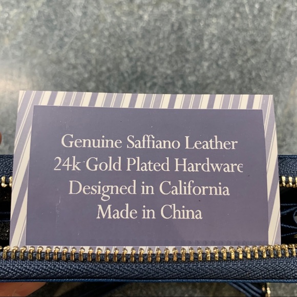 Robert Matthew Leather Wallet Wristlet - Picture 5 of 6